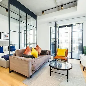 Apartment Luxury Apartment-business-relocation-canary Wharf, London